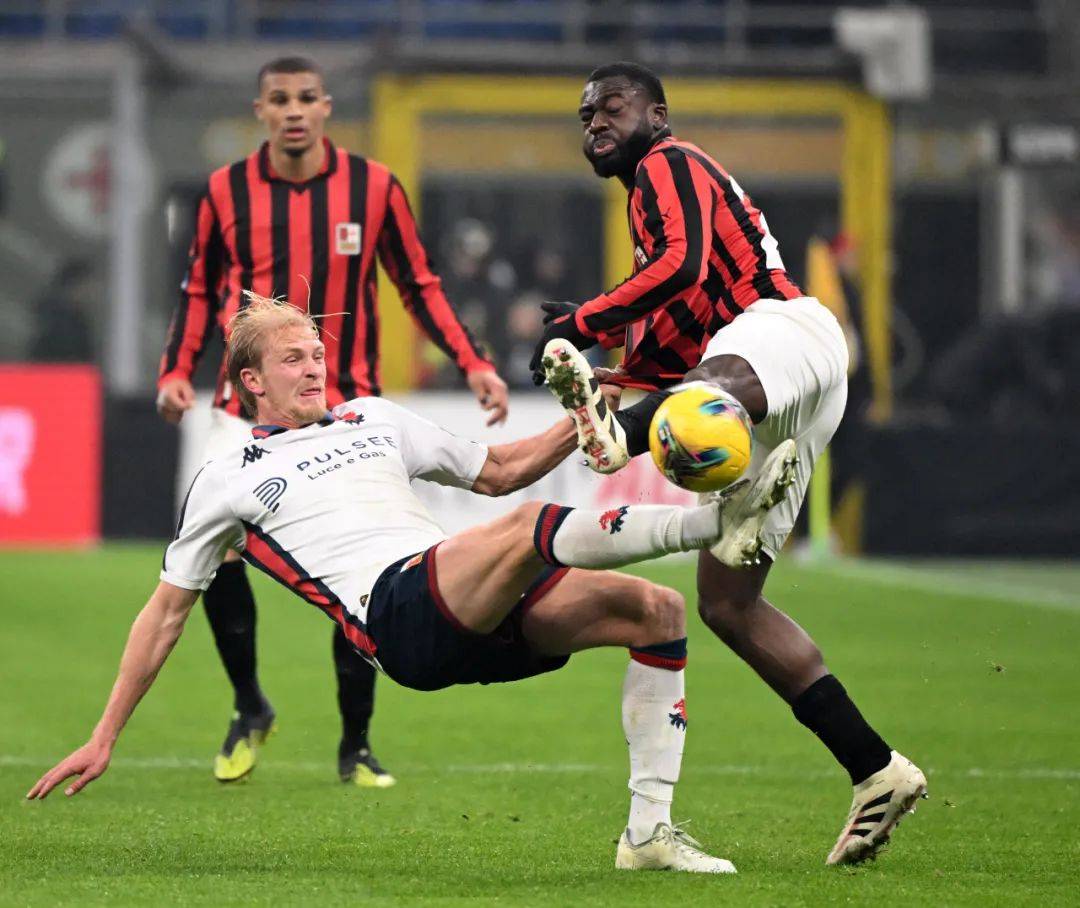 罗马队客场战胜热那亚，取得三分