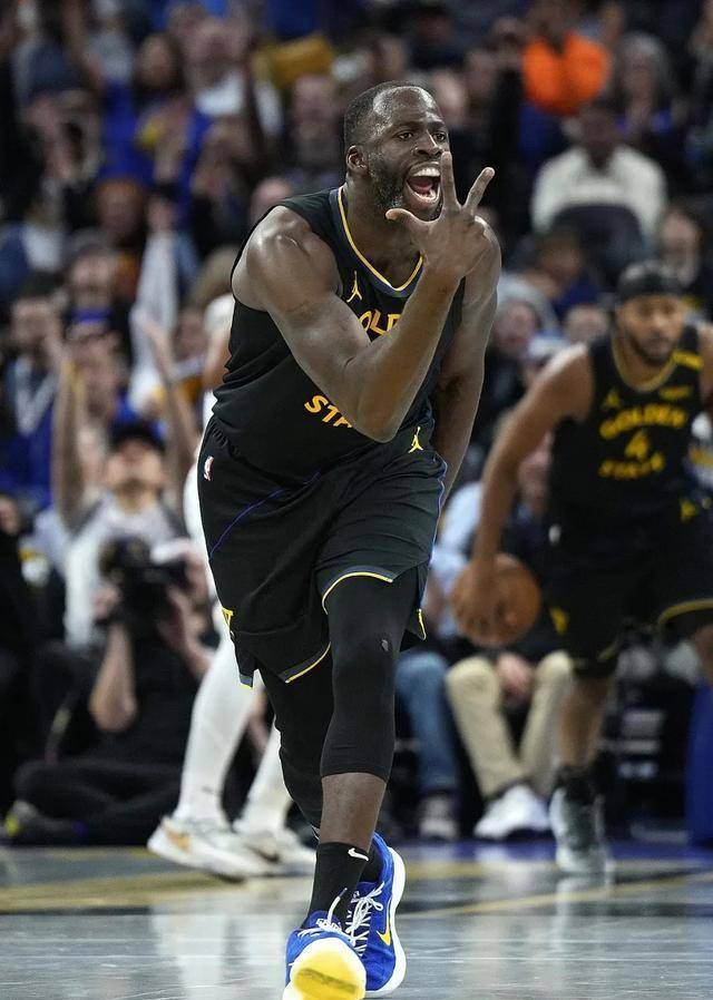 勇士惜败独行侠，库里分枉然的简单介绍