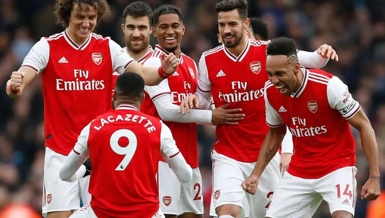 阿森纳中场大将复出，助球队稳固阵容