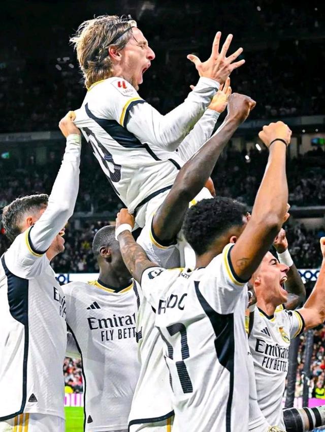 皇马替补上场改变战局，莫德里奇防线瞬间崩溃！的简单介绍